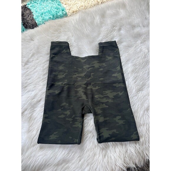 Spanx camo leggings - Picture 11 of 11